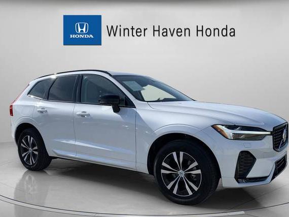 VOLVO XC60 2025 YV4M12RJ6S1016476 image VOLVO XC60 2025 YV4M12RJ6S1016476 image