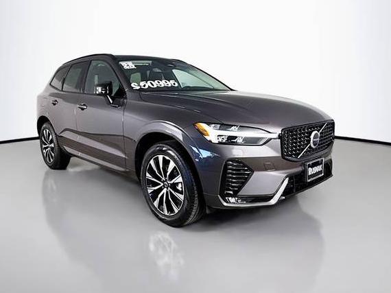 VOLVO XC60 2025 YV4M12RJ3S1128605 image