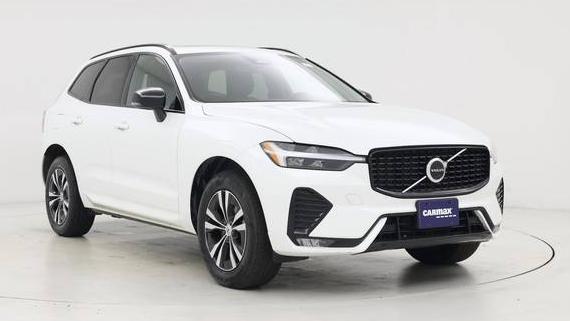 VOLVO XC60 2025 YV4M12RJ5S1092352 image