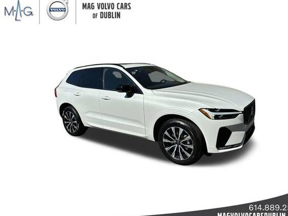 VOLVO XC60 2025 YV4M12RJ0S1068640 image VOLVO XC60 2025 YV4M12RJ0S1068640 image