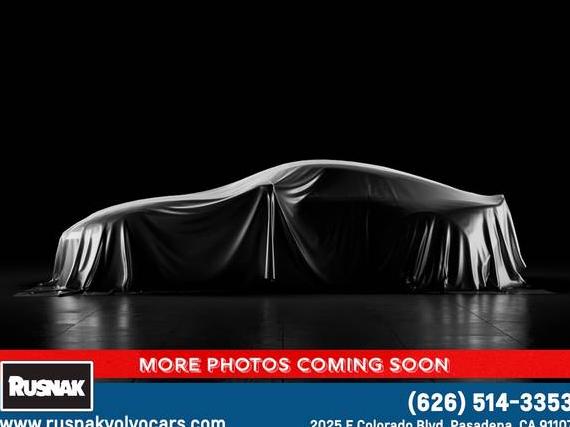 VOLVO XC60 2025 YV4M12RJXS1108478 image