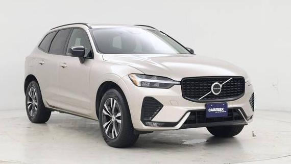 VOLVO XC60 2025 YV4M12RJ2S1093801 image