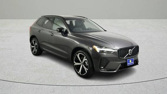 VOLVO XC60 2025 YV4M12RM8S1056004 image