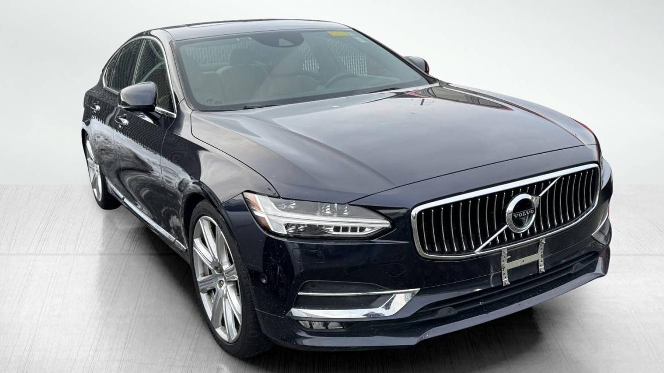 VOLVO S90 2017 YV1A22ML1H1007778 image