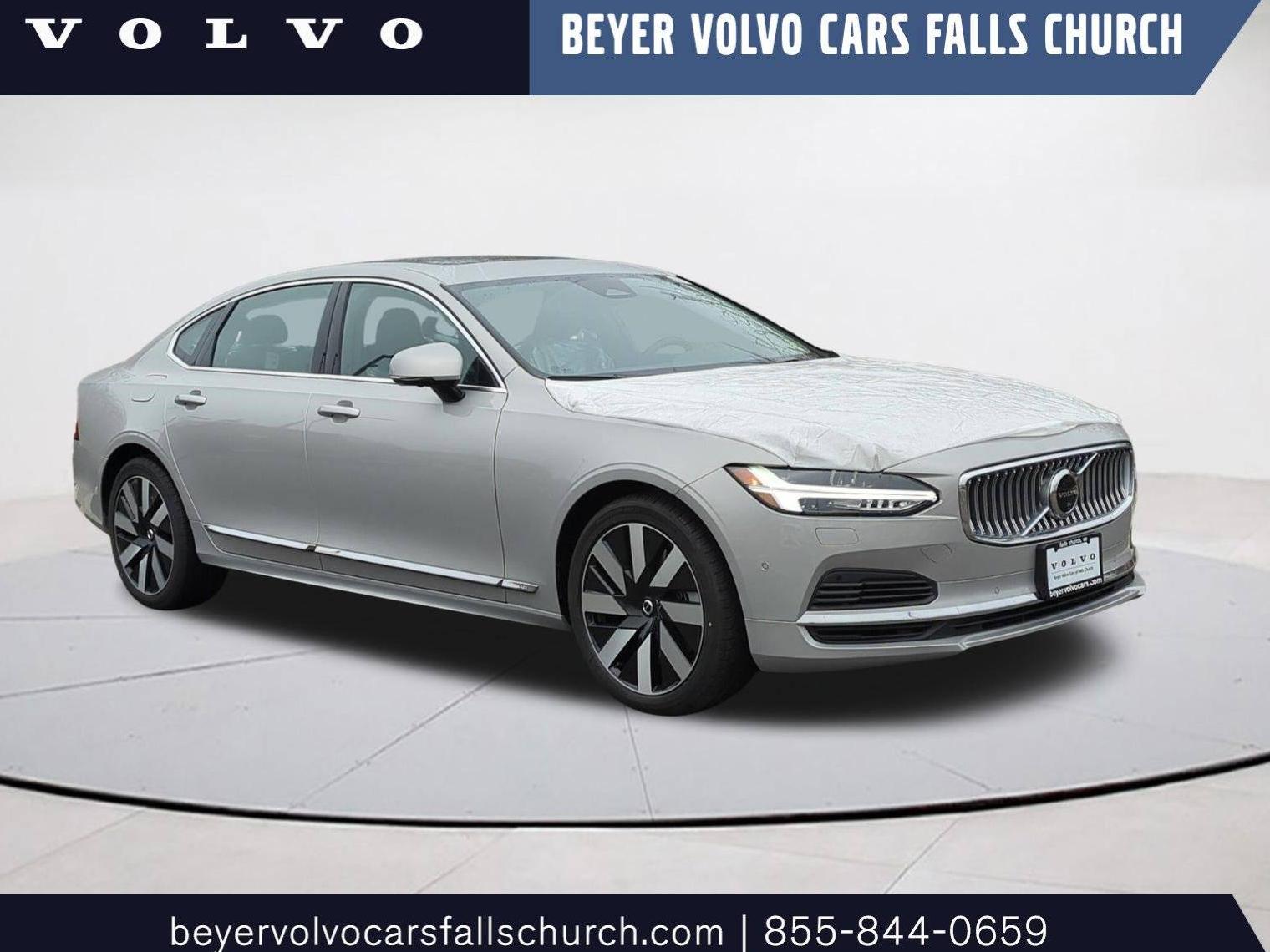 VOLVO S90 2024 LVYH60AFXRP403856 image