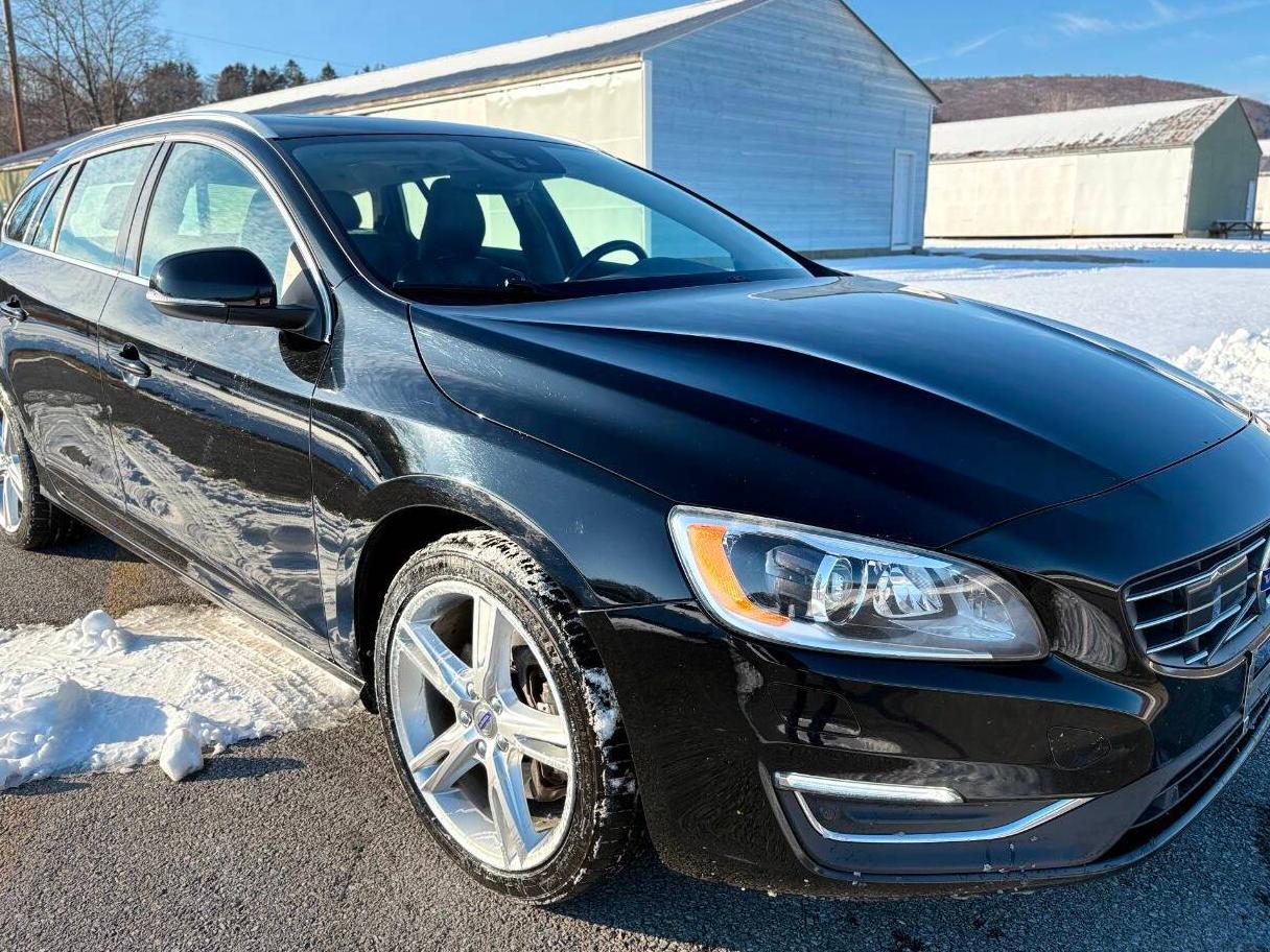 VOLVO V60 2016 YV1612SM1G1309929 image