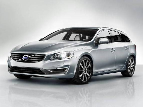 VOLVO V60 2016 YV1612SK3G1308019 image VOLVO V60 2016 YV1612SK3G1308019 image