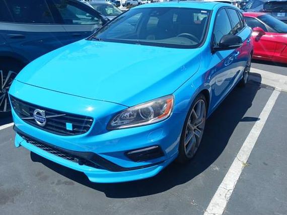 VOLVO V60 2016 YV1A92SW9G1304367 image