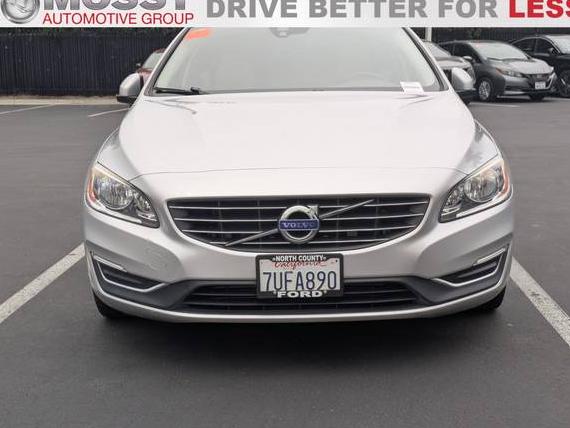 VOLVO V60 2017 YV140MEK7H1331693 image