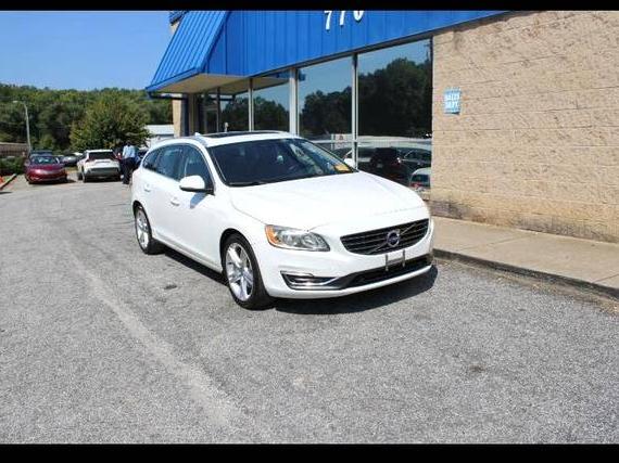 VOLVO V60 2017 YV140MEK4H1332283 image VOLVO V60 2017 YV140MEK4H1332283 image