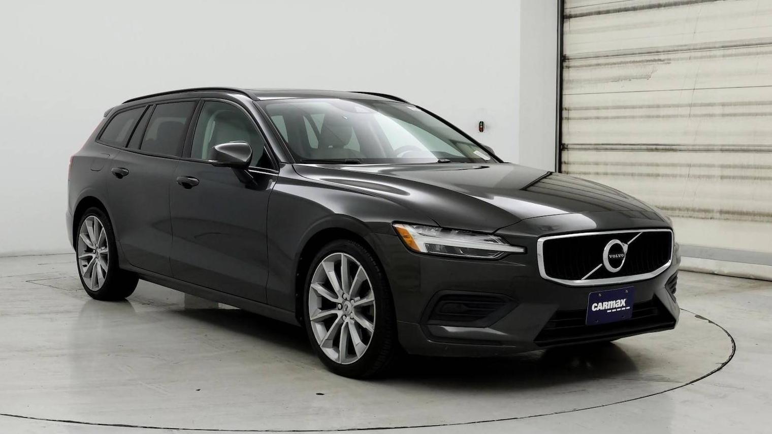 VOLVO V60 2020 YV1102EK9L2399701 image