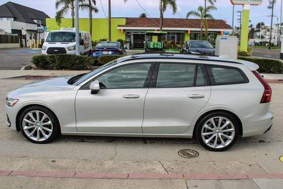 VOLVO V60 2020 YV1102EK8L2347993 image VOLVO V60 2020 YV1102EK8L2347993 image