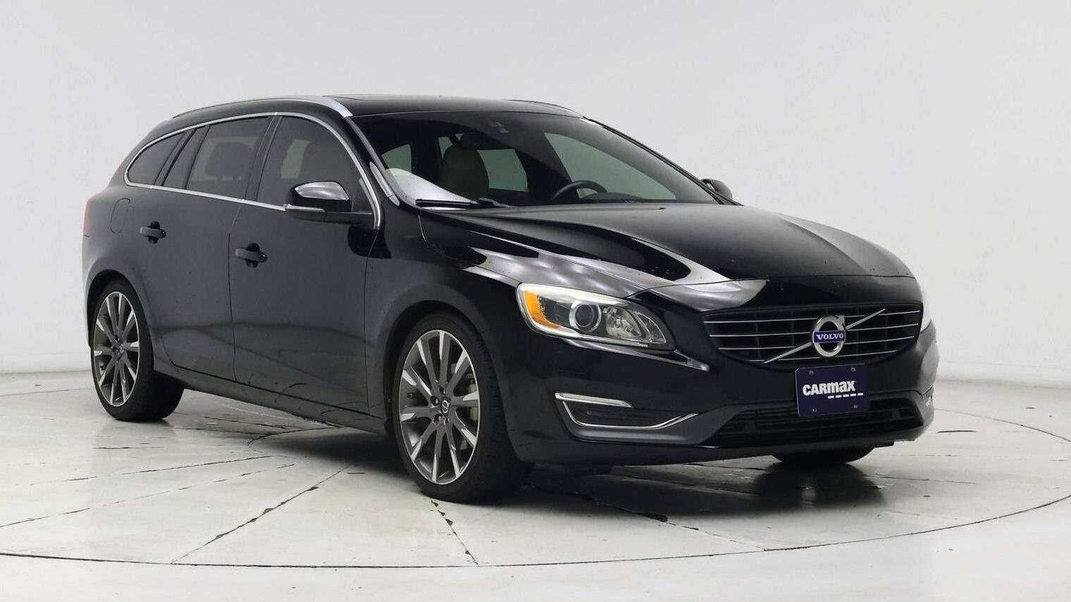 VOLVO V60 2015 YV140MEB9F1191773 image