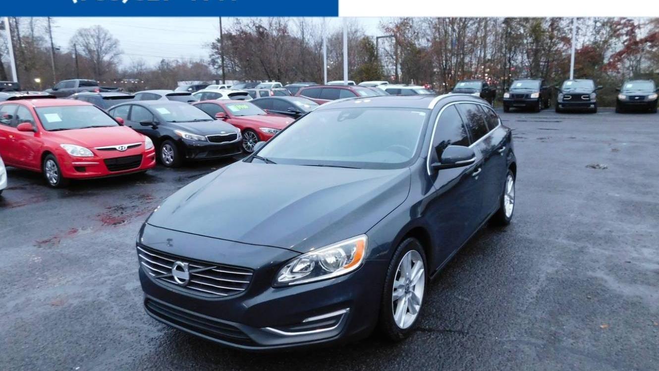 VOLVO V60 2015 YV140MEBXF1199221 image