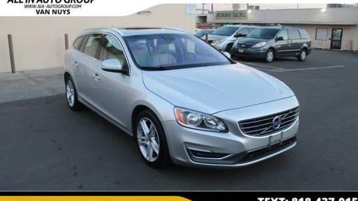 VOLVO V60 2015 YV1612SK1F1222755 image