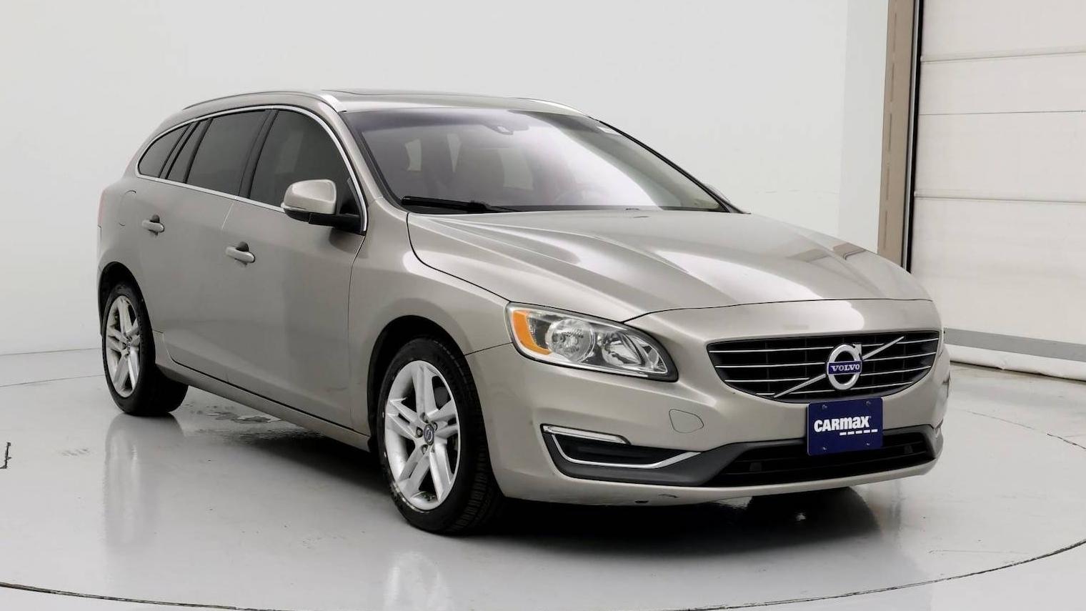 VOLVO V60 2015 YV140MEK7F1234748 image