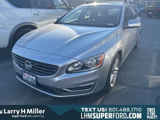 VOLVO V60 2015 YV126MEB2F1201310 image