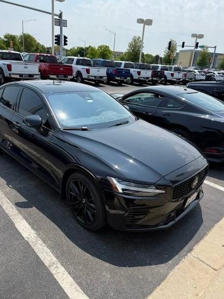VOLVO S60 2023 7JRH60FU4PG224869 image