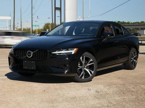 VOLVO S60 2023 7JRL12TV2PG224838 image