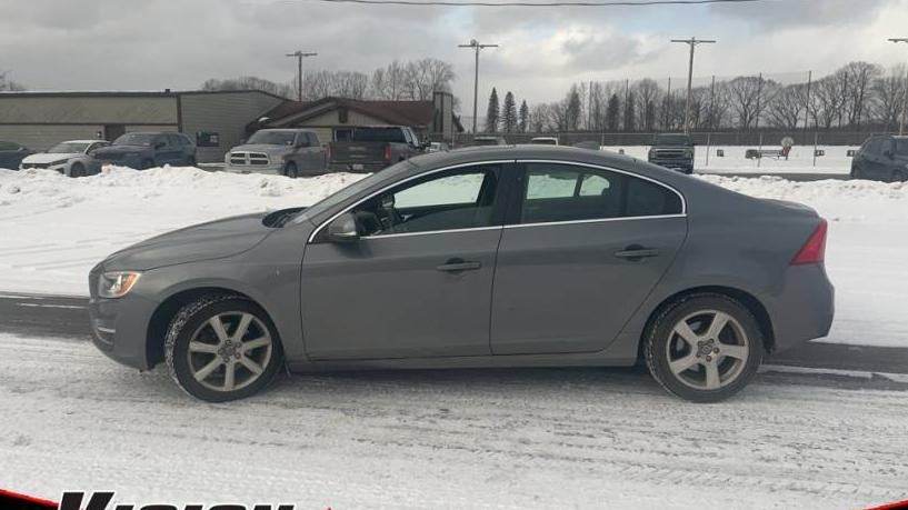 VOLVO S60 2016 YV126MFK5G2408526 image