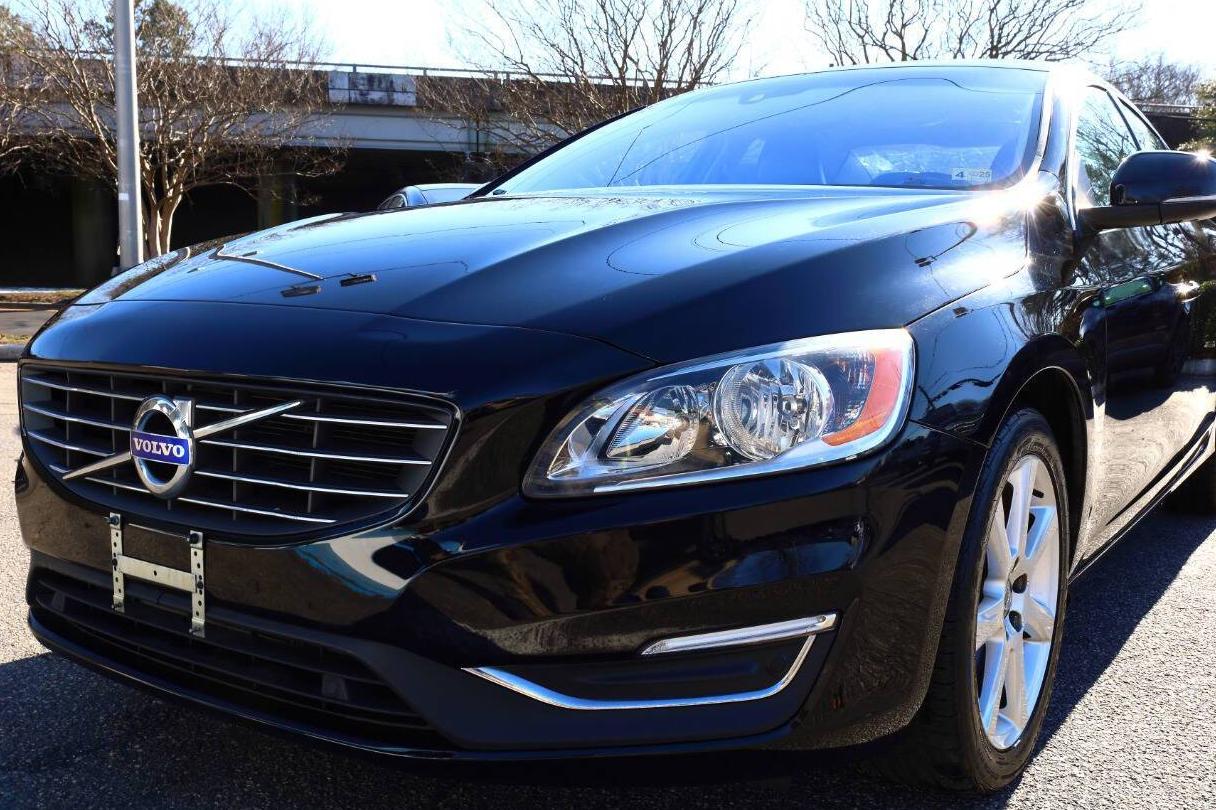 VOLVO S60 2016 YV126MFK3G2390625 image