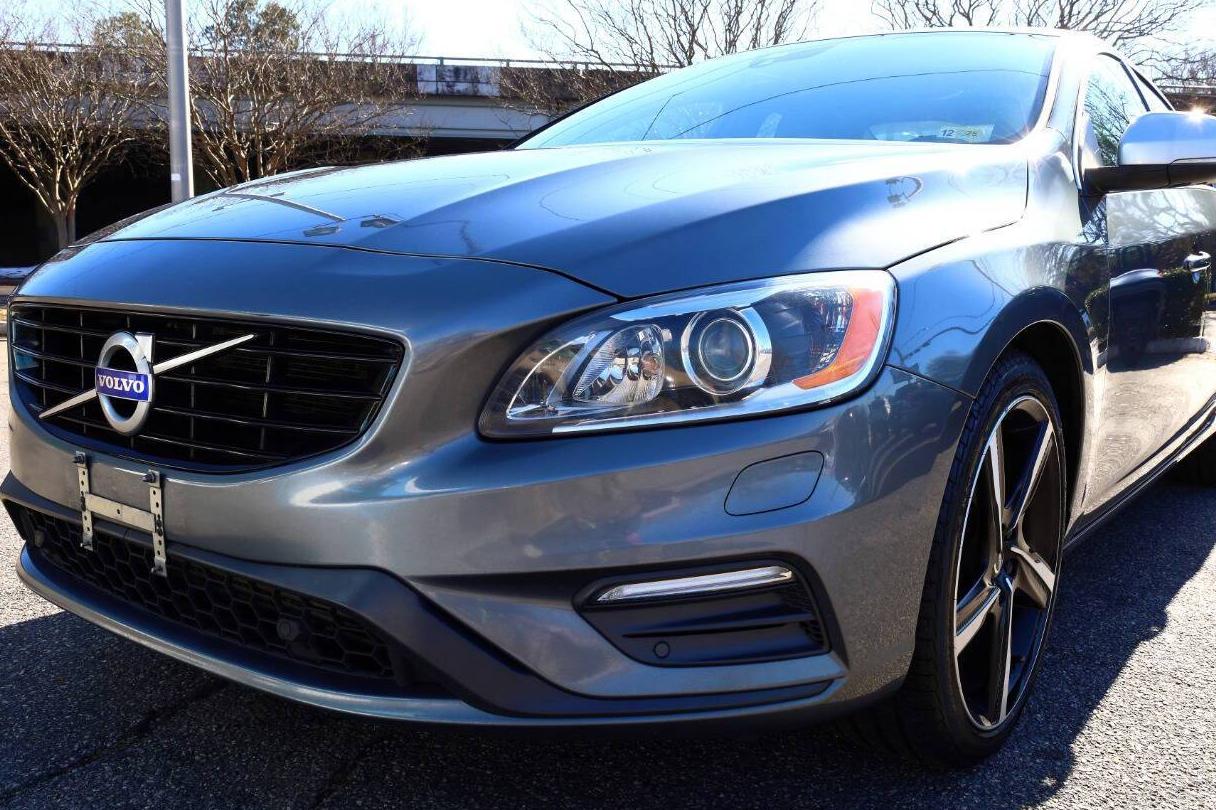 VOLVO S60 2016 YV126MFP0G2396801 image