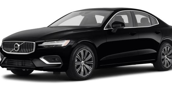 VOLVO S60 2019 7JRA22TL4KG016522 image