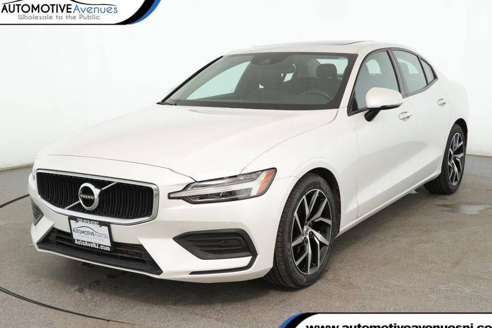 VOLVO S60 2019 7JRA22TKXKG016189 image