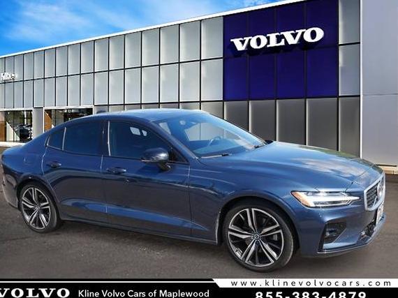 VOLVO S60 2019 7JR102FM2KG012639 image VOLVO S60 2019 7JR102FM2KG012639 image