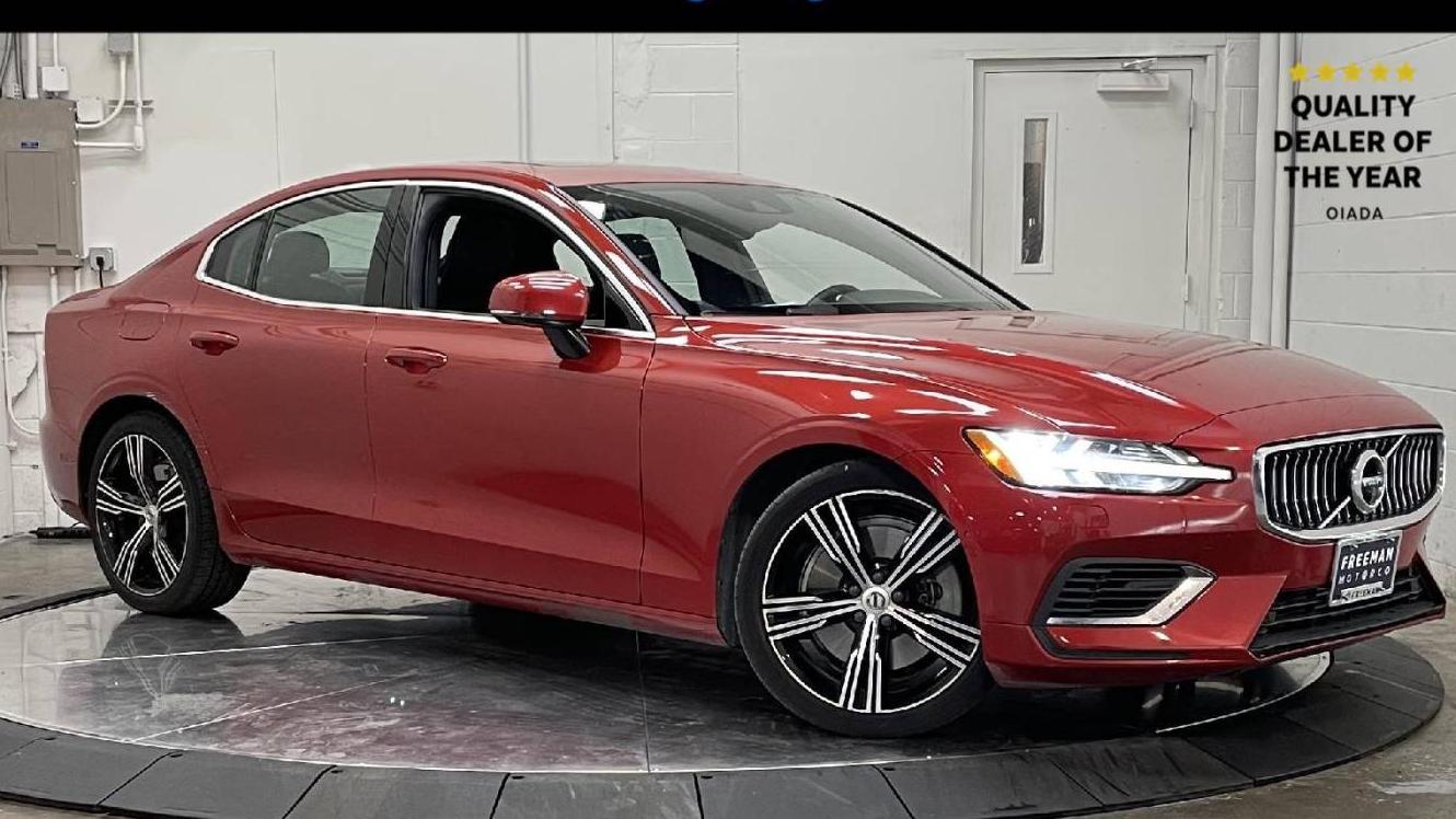 VOLVO S60 2019 7JRBR0FL4KG016052 image