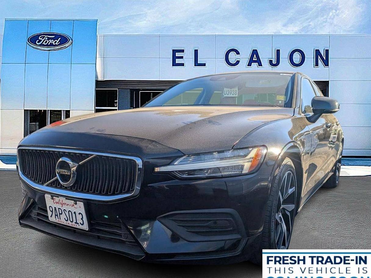 VOLVO S60 2019 7JR102FK7KG011730 image