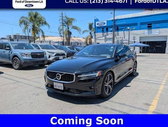 VOLVO S60 2019 7JR102FMXKG004952 image