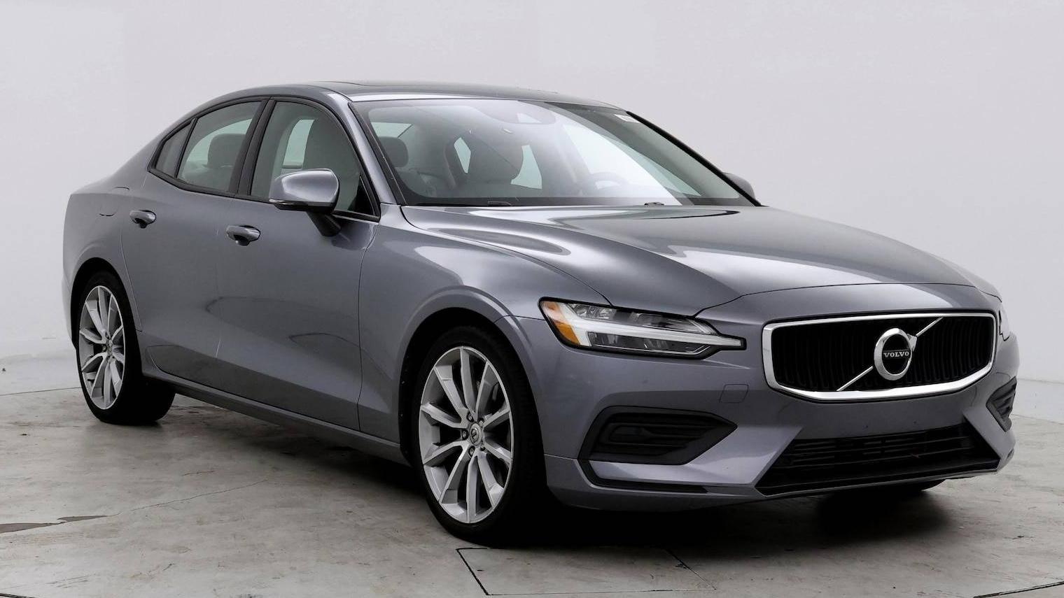 VOLVO S60 2019 7JRA22TK6KG016562 image