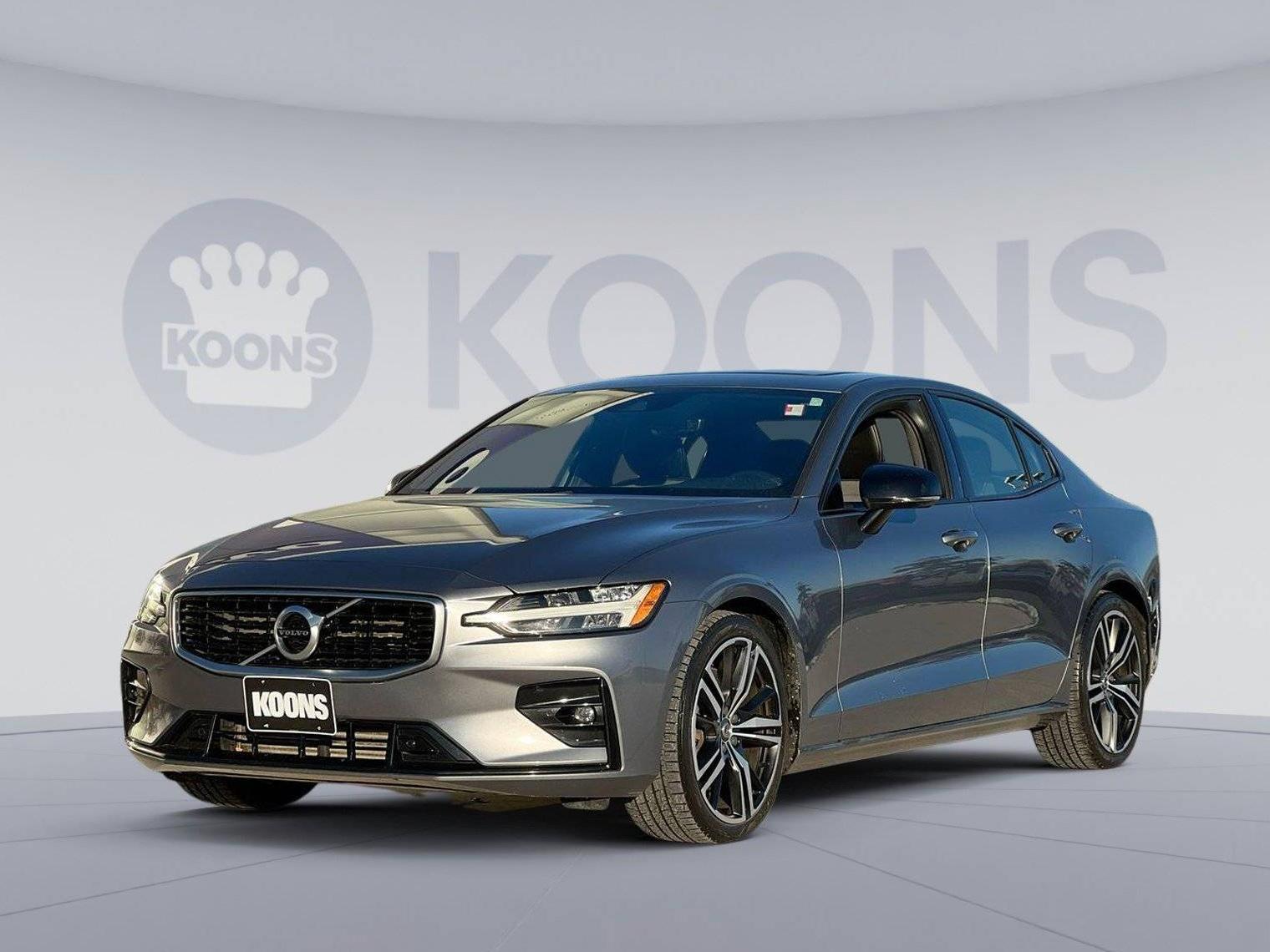 VOLVO S60 2019 7JRA22TM3KG017377 image