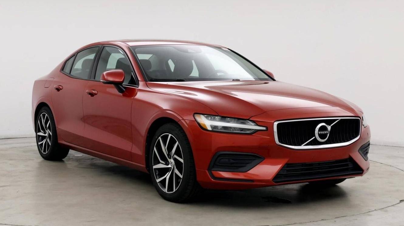 VOLVO S60 2019 7JR102FK2KG017015 image