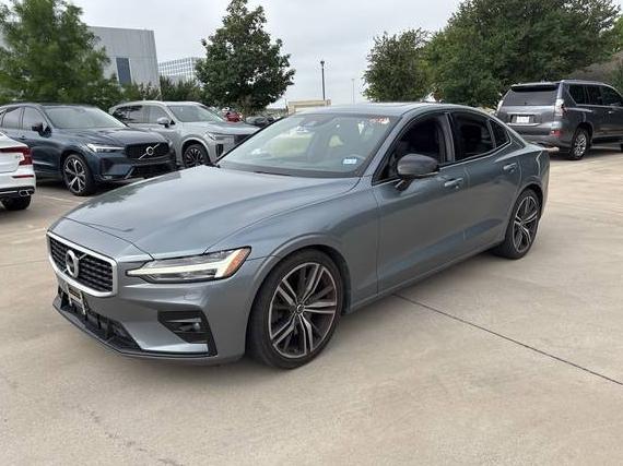 VOLVO S60 2019 7JRA22TM7KG006768 image