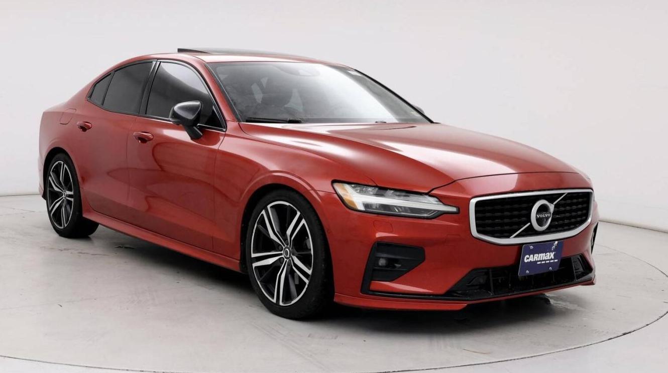 VOLVO S60 2019 7JR102FM1KG003995 image