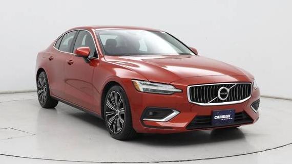 VOLVO S60 2019 7JRA22TLXKG014788 image