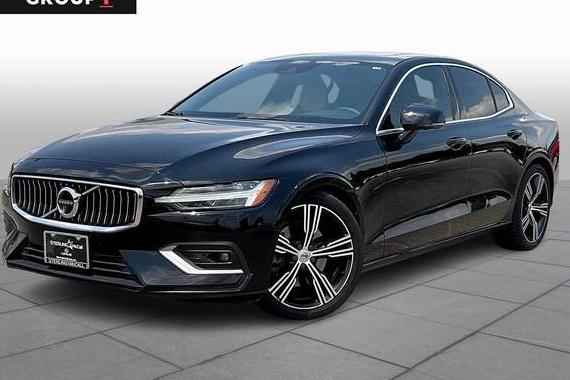 VOLVO S60 2019 7JR102FL5KG004994 image VOLVO S60 2019 7JR102FL5KG004994 image