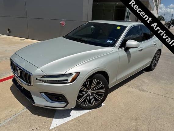 VOLVO S60 2019 7JR102FL4KG015131 image