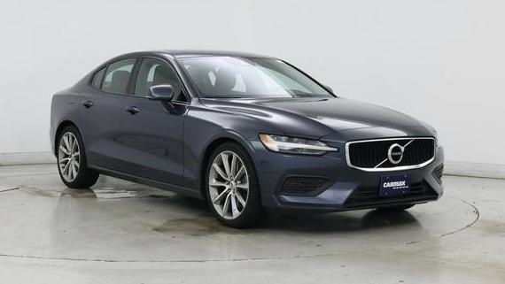 VOLVO S60 2019 7JRA22TK7KG014402 image