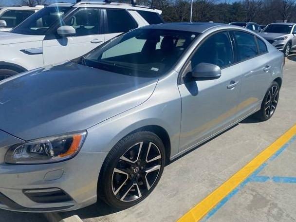 VOLVO S60 2018 YV126MFL1J2455035 image