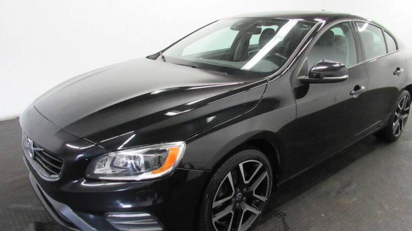 VOLVO S60 2018 YV140MTLXJ2466212 image