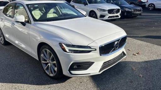 VOLVO S60 2021 7JRA22TK2MG102602 image