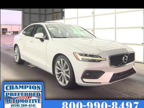 VOLVO S60 2021 7JRA22TK8MG081304 image