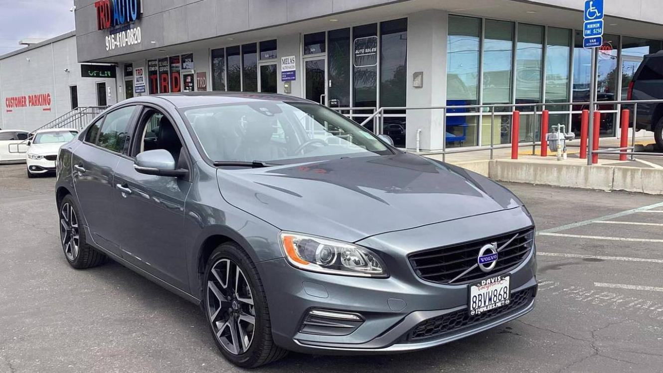 VOLVO S60 2017 YV126MFL1H2421929 image