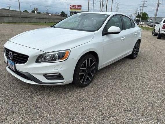 VOLVO S60 2017 YV140MTL6H2434187 image