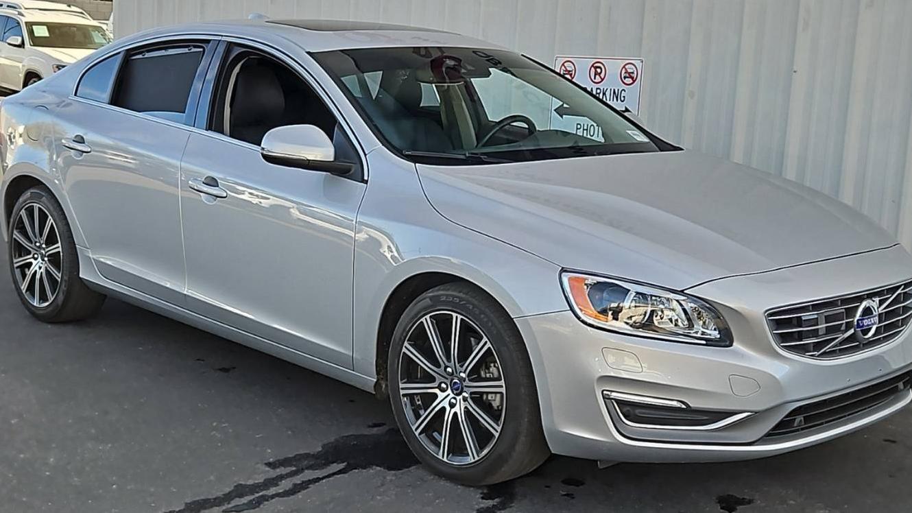 VOLVO S60 2017 LYV402TMXHB149316 image