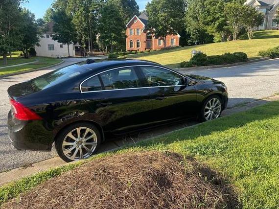 VOLVO S60 2017 LYV402HM5HB120380 image