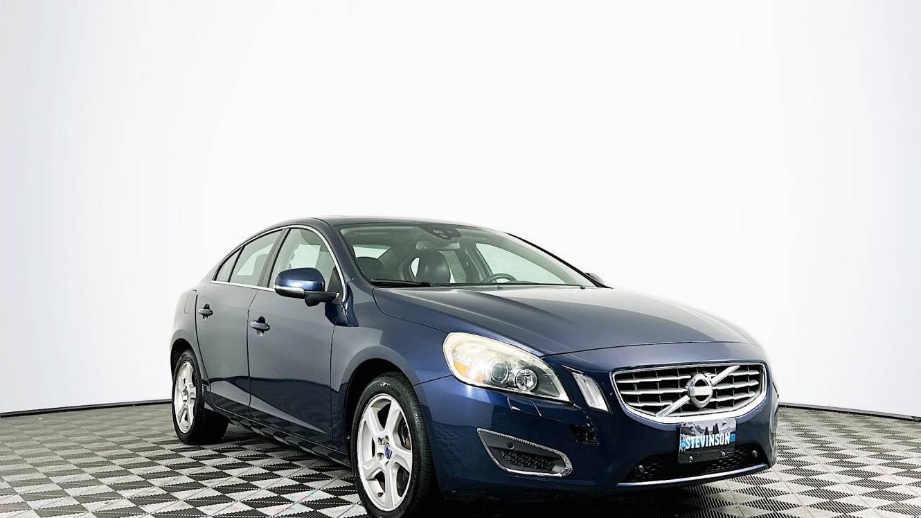 VOLVO S60 2012 YV1622FS4C2038682 image